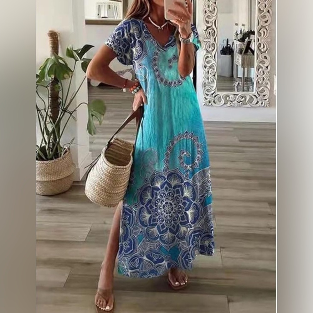 Beautiful Blue Floral Dress Size 4X